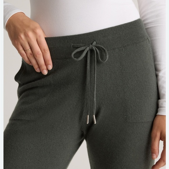 August Silk Women's Black Drawstring Lounge  Pants size Large - Picture 3 of 3